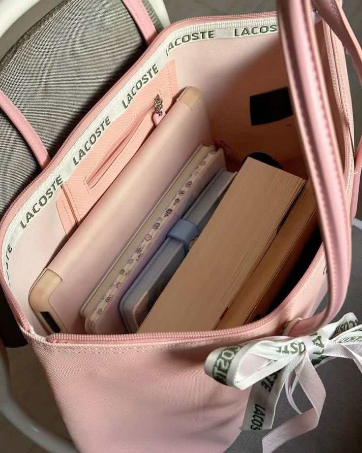 Sac Lacoste