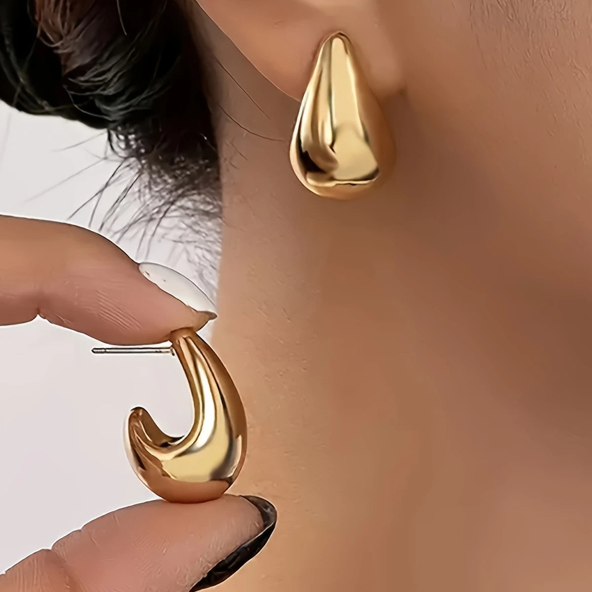 1 paire de boucles en forme de goutte d'eau, en acier inoxydable
